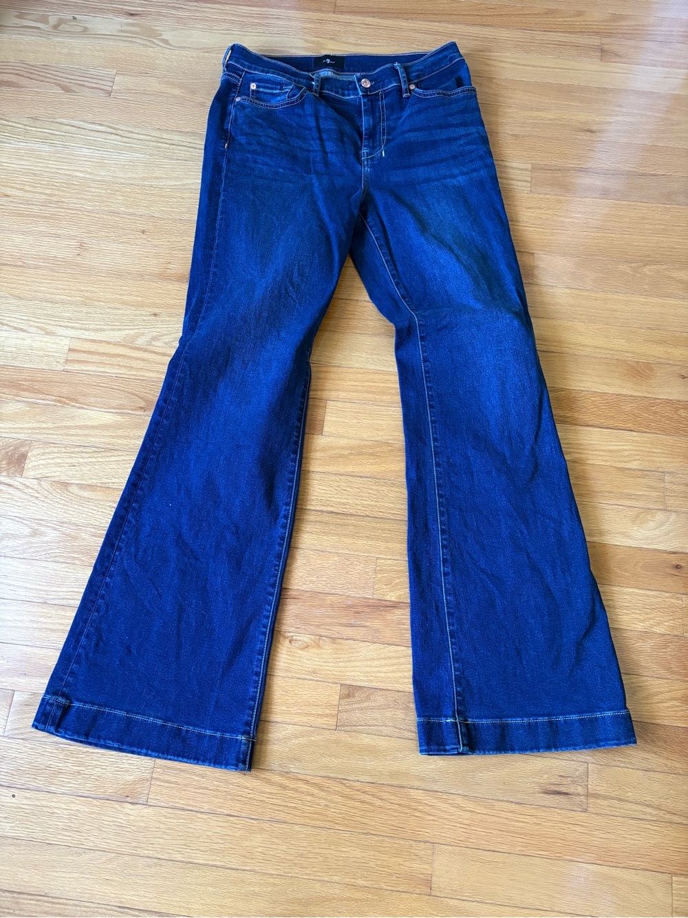 7for all Mankind Women’s Dark Blue Flared Jeans